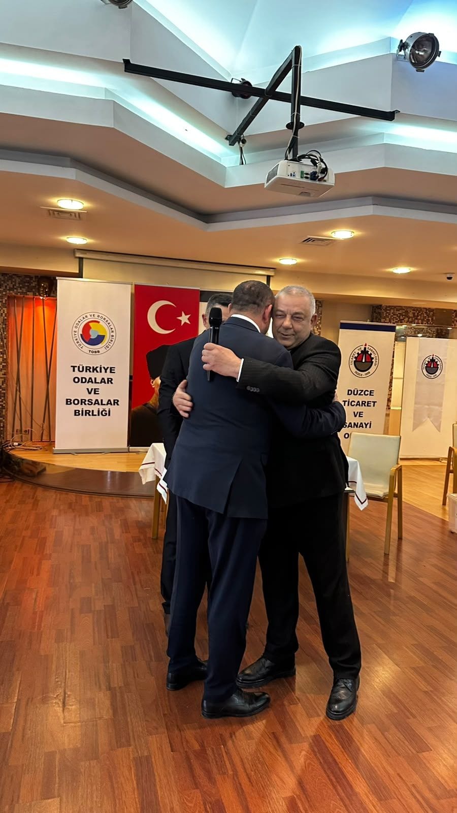 DTSO'da yeni dönem: Yönetim Kurulu Başkanlığına İshak Şengüloğlu seçildi